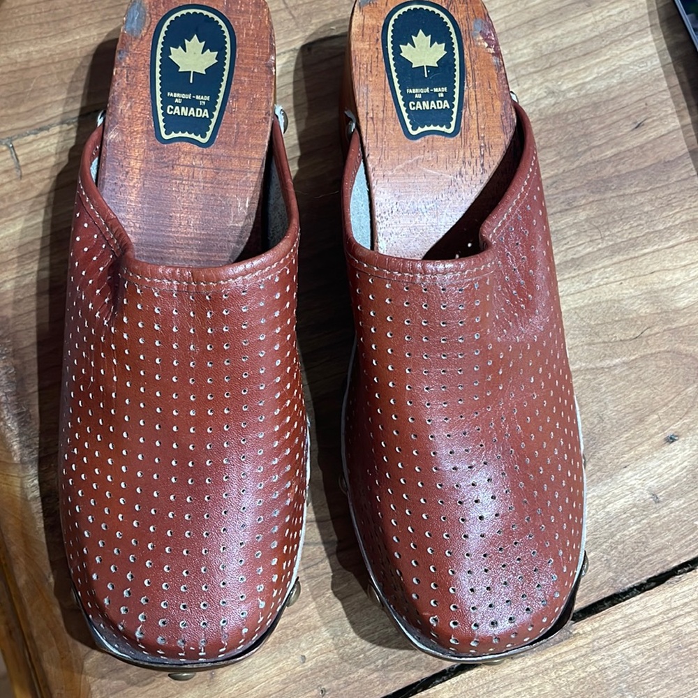 Vintage made in Canada  clogs